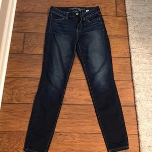 American eagle skinnies!   Short length !!